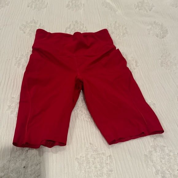 Lululemon run shorts - Picture 2 of 3